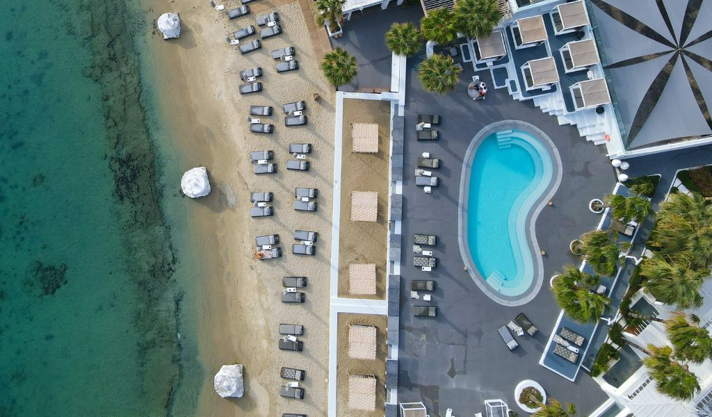 Beach Hotel in Ornos Mykonos – Mykonos Travel Guide