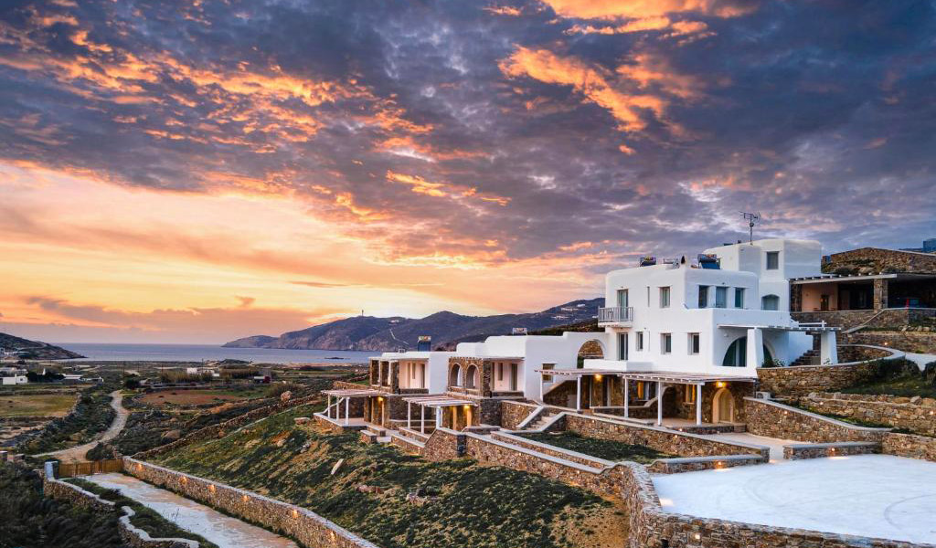 Koumi Homes Villas in Ftelia Mykonos